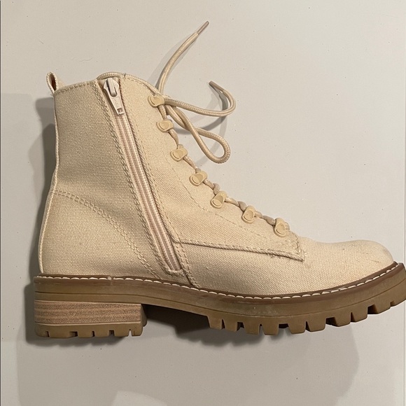 Universal Thread Canvas Boots - Picture 6 of 10